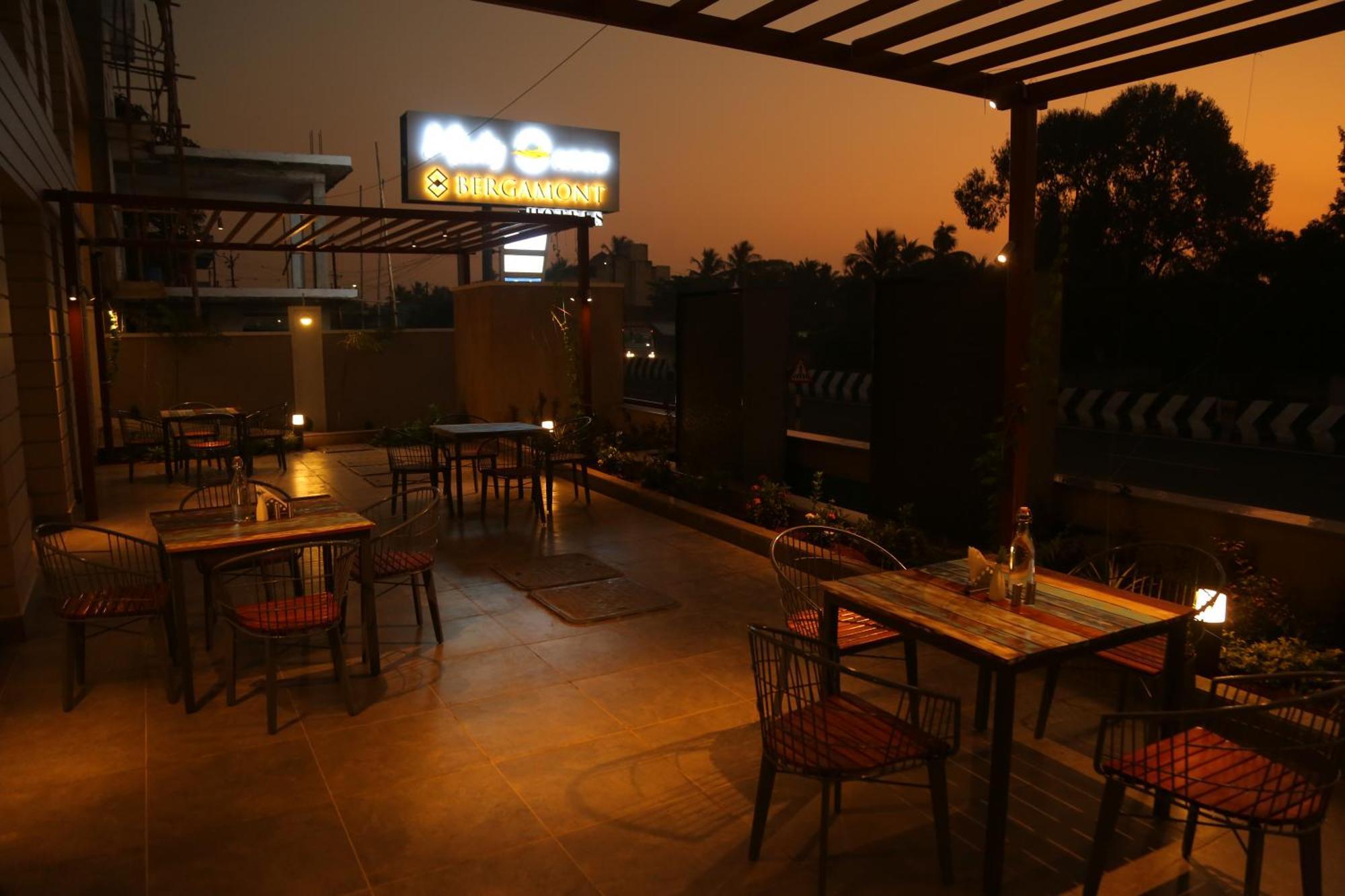 Misty Ocean - A Bergamont Group Of Hotel Kuilapalayam Exterior foto